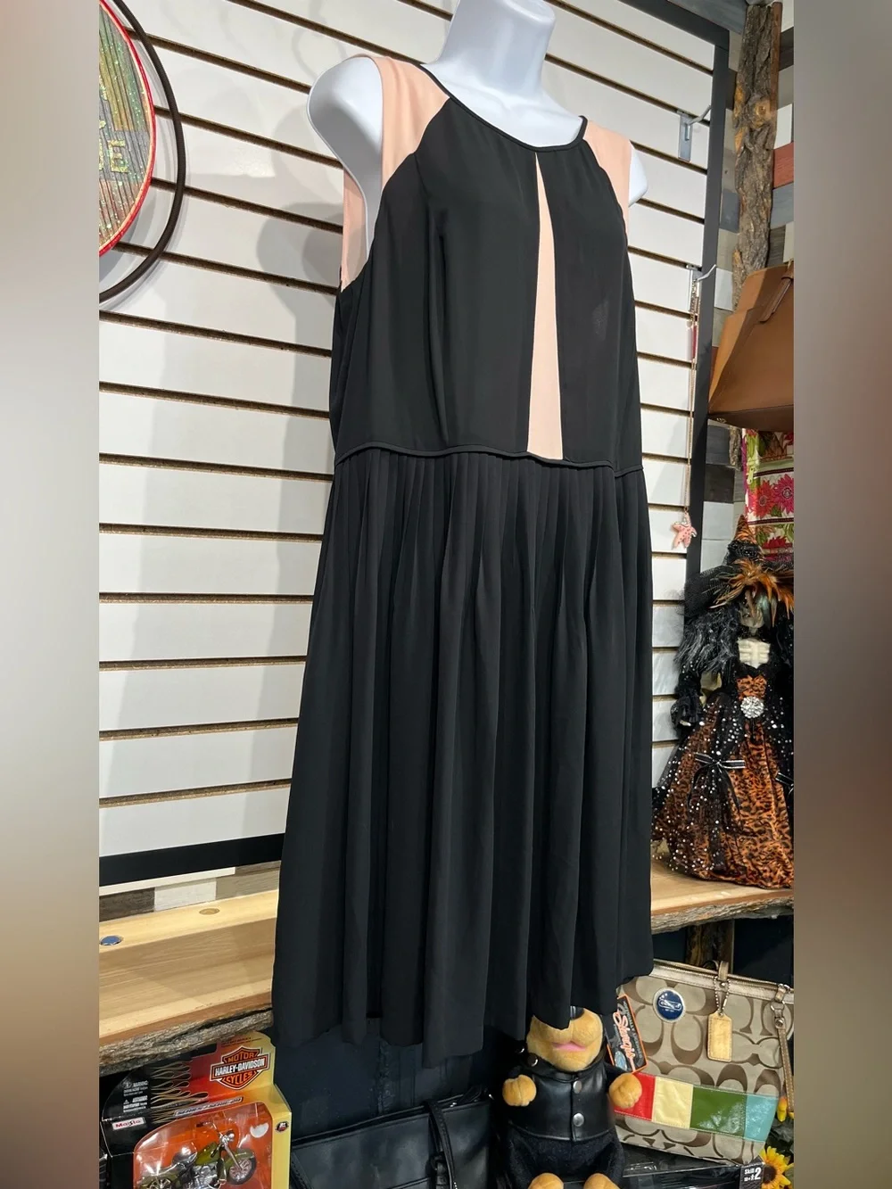 Ann Taylor LOFT dress size 14 - Picture 3 of 6
